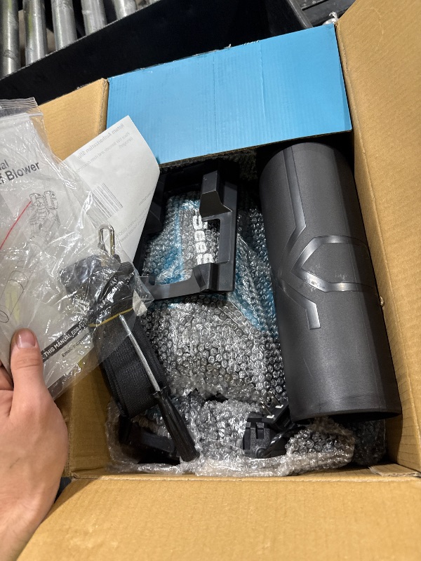 Photo 1 of SEESII 40V Leaf Blower Cordless, 680CFM/210MPH Brushless Motor with 2 * 5200 mAh Batteries and 2*Chargers, Variable Speed Control & Turbo Button, Electric Blower for Lawn Care/Debris/Dust