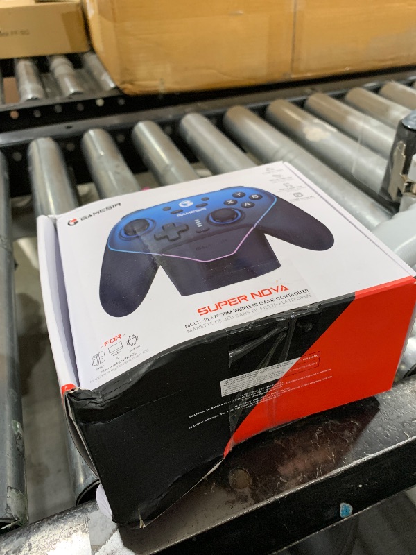 Photo 1 of GameSir Super Nova Multiplatform Game Controller – 2.4G Wireless for PC/Switch/iOS/Android – Hall Effect Joystick & Triggers, 1000Hz Polling, Magnetic Faceplate, RGB Lighning (Nightfall Blue)