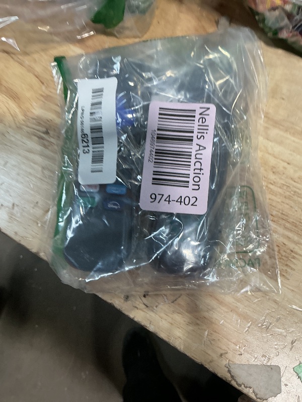 Photo 1 of 2Pcs Replacement Remote Control Compatible for Roku TV, Universal Remote Fit for Hisense/Onn/TCL/Sharp/Element/Philips/Hitachi/JVC/RCA/Insignia/Sanyo/LG RokuSeries Smart TVs (Not for RokuStick & Box)