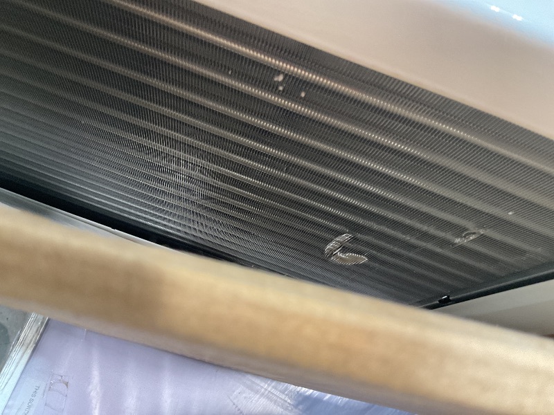 Photo 1 of ** minor dent **LG 14000 BTU Window Air Conditioners Remote Control WiFi Enabled App Ultra-Quiet Washable Filter Cools 700Sq.Ft for Large Room AC Unit air conditioner Easy Install White LW1521ERSM1
