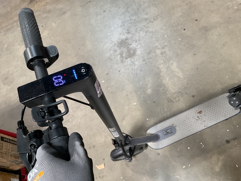 Photo 1 of ** does not accelerate. Does manually turn and move.**Electric Scooter, 350W Powerful Motor,8.5" Solid Tyre,19 Mph Top Speed,12 Miles Long Range, Lightweight Foldable E-Scooter with EABS & Drum Brake, UL 2272 Tested