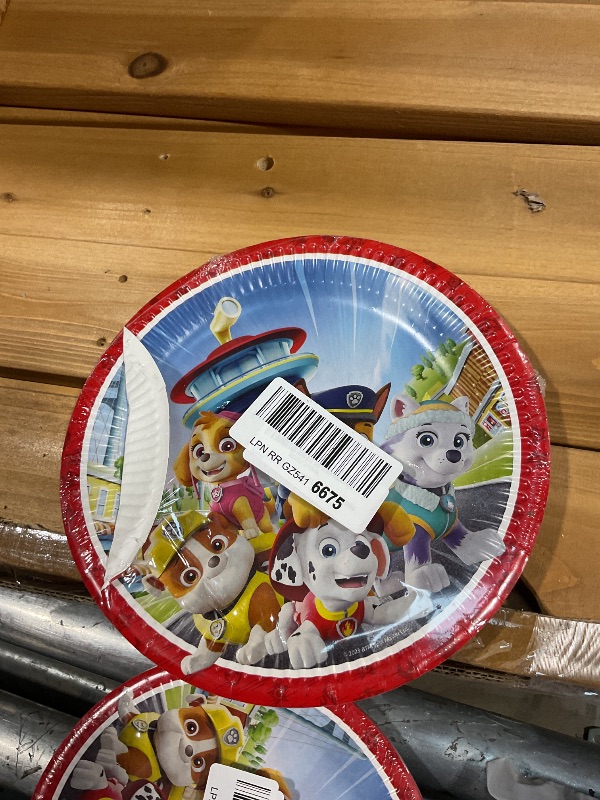 Photo 1 of ***Minor BenD***Paw Patrol Rescue Heroes 8 Large 9" Paper Plates