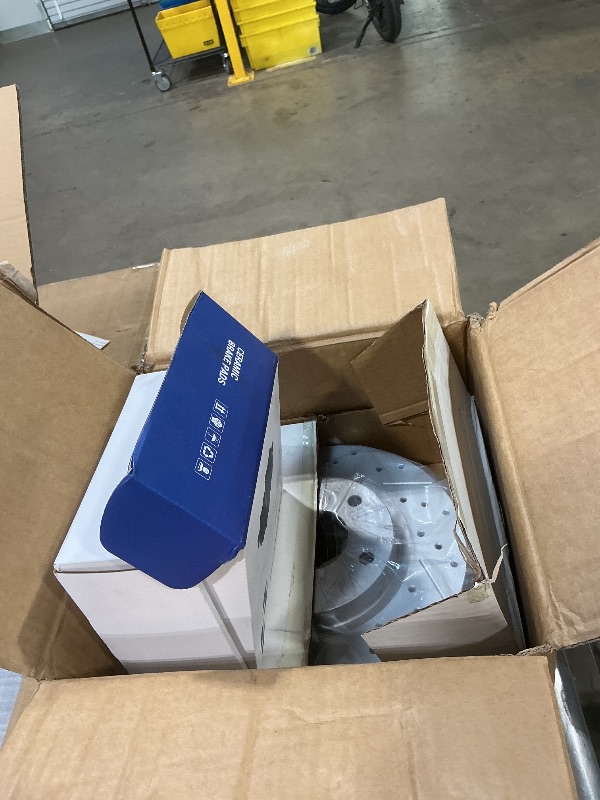 Photo 1 of *** MISSING ONE BRAKE PAD**YXPCARS Front & Rear Disc Brake Kit for Nissan Sentra 2013-2019
