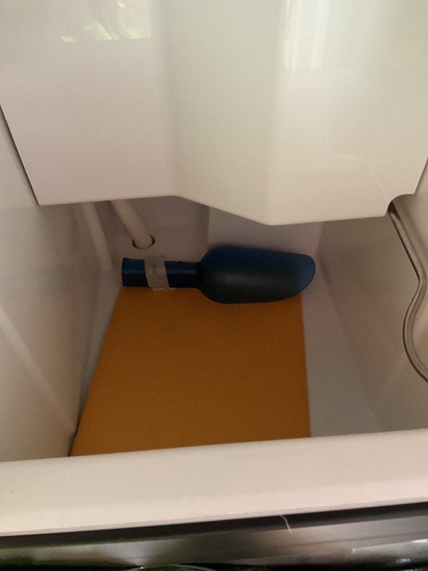 Photo 1 of ** minor multiple dense damage/dirt from transport**Ice-O-Matic GEMU090 Pearl Ice Machine
