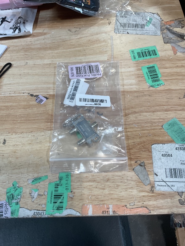 View 2 of 2 Way Antronix MMC1002H-B 5-1675 MHz MoCA 2.0 Splitter for Frontier Formerly Verizon Fios