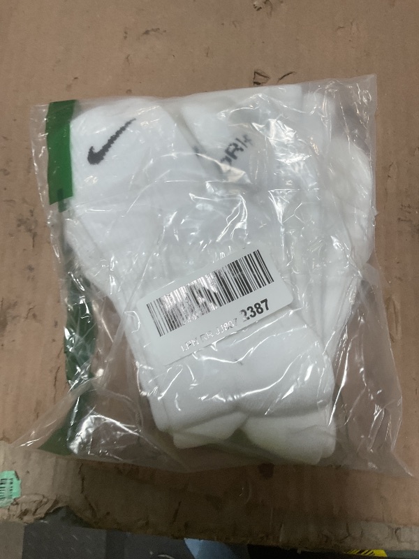 Photo 1 of ***RUNS BIG*** Nike Men's Everyday Plus Lightweight Training Crew Socks (3 Pack)
