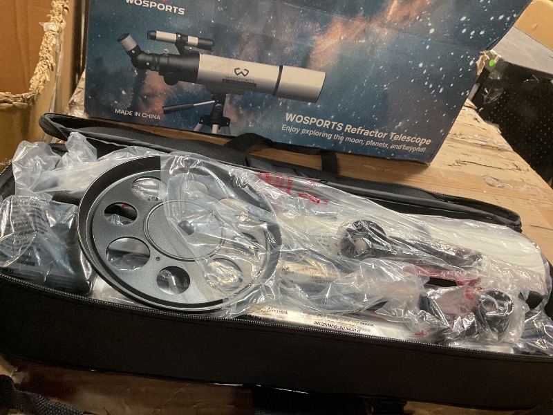 Photo 1 of ***DAMAGED*** WOSPORTS 90mm Aperture Refractor Telescope (180x Magnification)