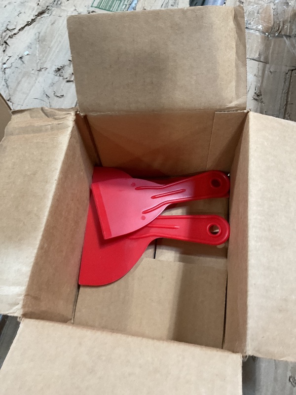 Photo 1 of Harniruco 3-Piece Plastic Putty Knife Set