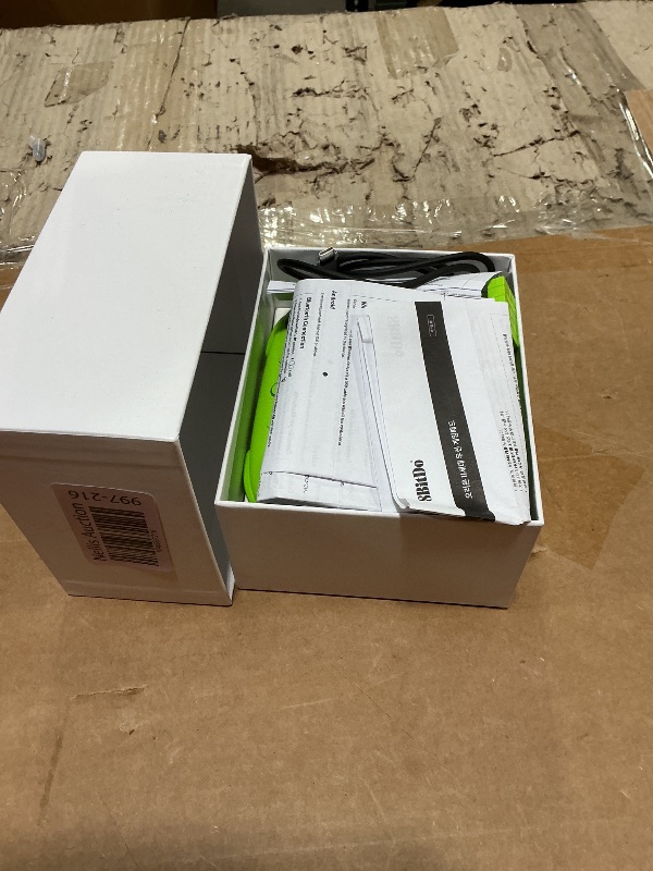 Photo 1 of 8Bitdo Ultimate 2 Wireless 2.4G Controller (Green)