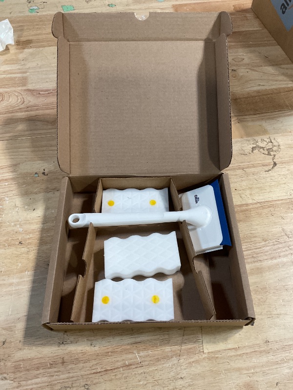 Photo 1 of ***missing 1 handle and 3 scrubs***
Mr. Clean Magic Eraser Shower & Tub Scrubber, Bathroom Cleaner, All in One Bathroom Cleaner, Lemon Starter Kit, 2 Scrubber, 5 Foaming Magic Erasers, 1 Whole Home Extra Durable Magic Eraser
