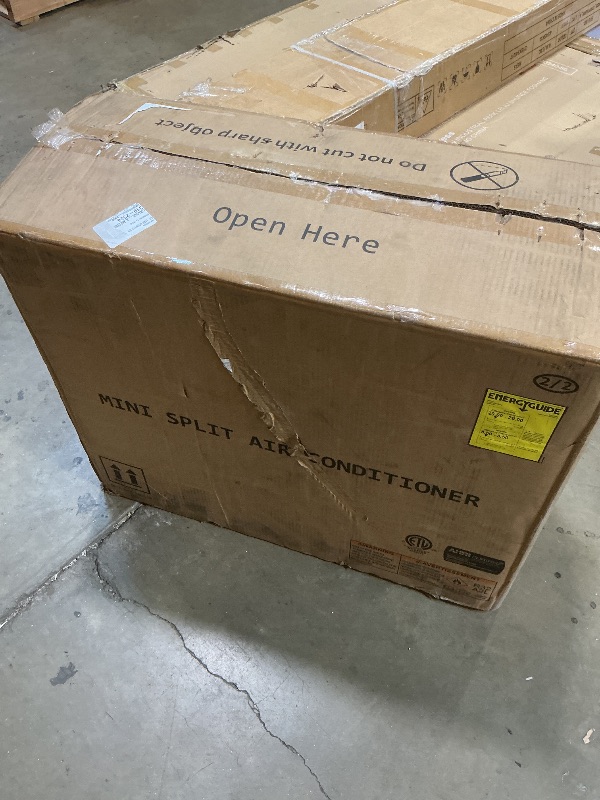 Photo 1 of **AIR CONDITIONER** UNKNOWN BRAND 