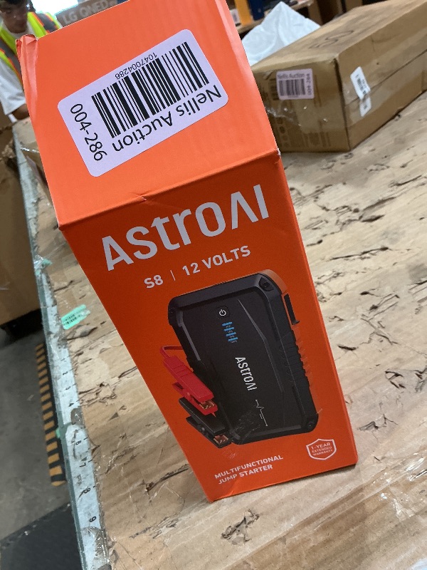 Photo 1 of ***new blacks8 12v AstroVi***