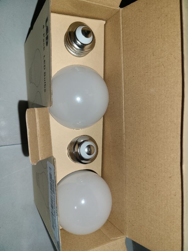 Photo 1 of A19 LED Light Bulbs 100 Watt Equivalent, HengBo 6500K Daylight White Light Bulb, 12W 1200 Lumens, Non-Dimmable, E26 Standard Medium Base Super Bright Lamp for Bathroom Home Lighting (Pack of 4)