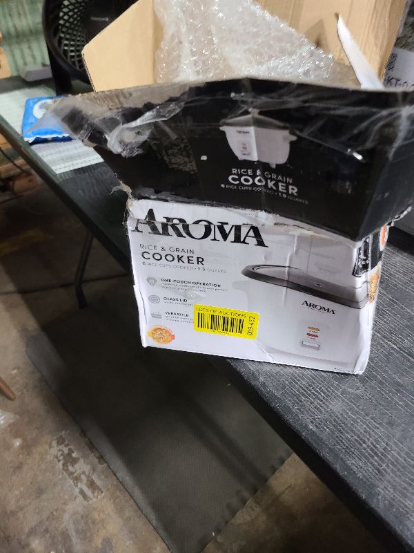 Photo 1 of Aroma Housewares Aroma 6-cup (cooked) 1.5 Qt. One Touch Rice Cooker, White (ARC-363NG), 6 cup cooked/ 3 cup uncook/ 1.5 Qt.