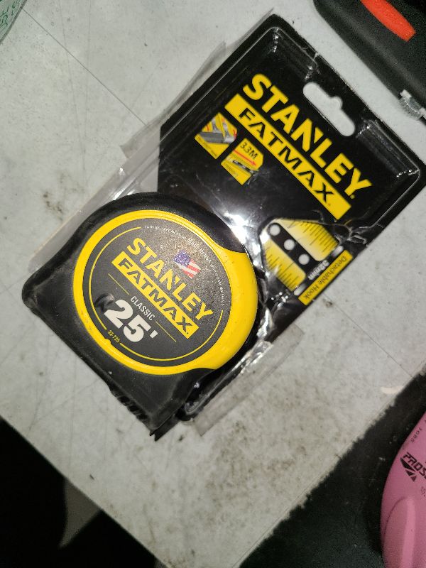 Photo 1 of STANLEY FATMAX Tape Measure, 25-Foot (33-725) 