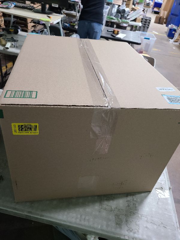 Photo 1 of Amazon Basics Perforated Bubble Cushioning Shipping Wrap, Small 3/16", 12 inch x 175 ft Long Roll, Clear