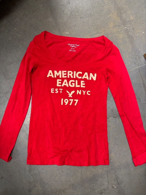 Photo 1 of American Eagle Woman’s long sleeve XS