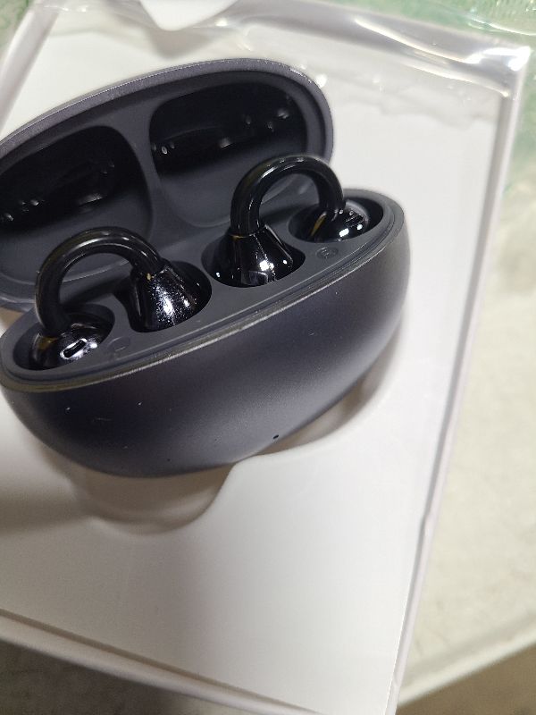 Photo 1 of Ai Language Translation Earbuds, 3-in-1 Free-Clip Translator Earbuds, 144-language Real-time Two-Way Translation Device, HD Sound, Long Battery Life, with ONE Year Subscription, Silver