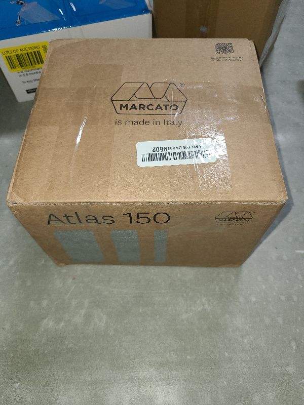 Photo 1 of MARCATO Made in Italy Atlas 150 Classic Manual Pasta Maker Machine, Chrome Steel. Makes Lasagna, Fettuccine & Tagliolini .