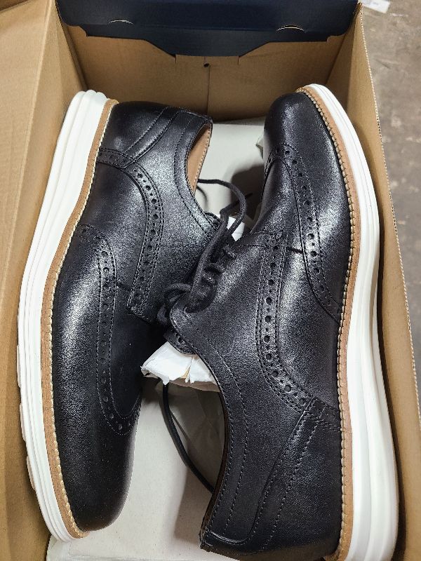 Photo 1 of Cole Haan Men's Original Grand Shortwing Oxford Shoe, Black Leather/White, 9 Medium US