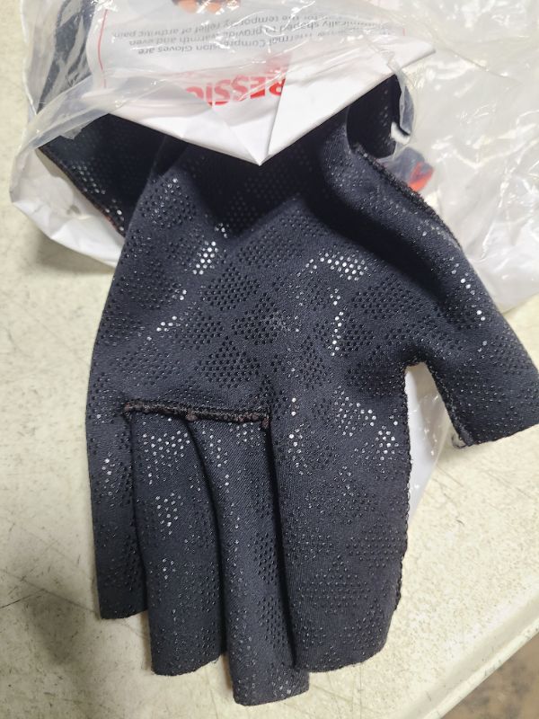 Photo 1 of Thermoskin Premium Arthritic Gloves Pair, Black, Relieves Arthritic Pain in Fingers and Hand, Size Medium
