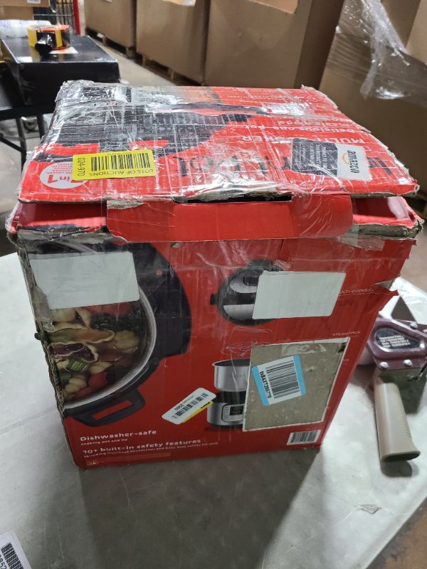 Photo 1 of Instant Pot 6Qt Duo 120V V5
