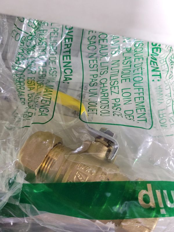 Photo 1 of 1 Piece XFITTING 3/4" Compression Ball Valve, Full Port, Brass, 600 WOG (Water, Oil, Gas), 1 Pack