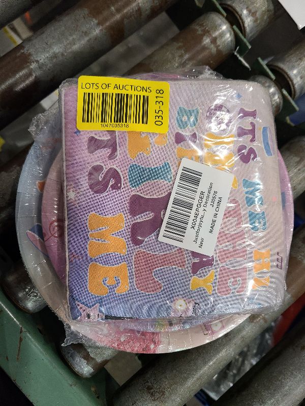 Photo 1 of 96PCS Hi Im the Birthday Girl Birthday Party Decoration Popular Singer Paper Plates and Napkins Iridescent Music Singer Tableware Disposable for Girl Women Birthday Baby Shower Party Supplies Serve 24