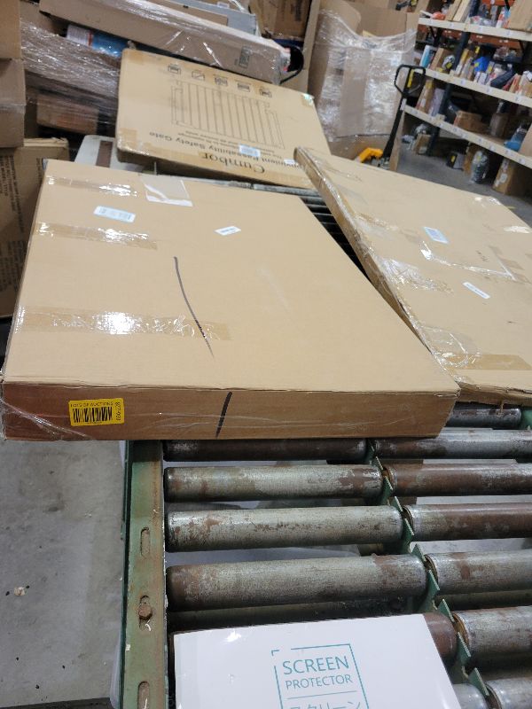 Photo 1 of Aluminum Glass Display Case for Cards, 2 Pack XL Large Table Top Display Case with Lock, Portable Trade Show Display Case for Jewelry MTG Cards Collectible Cards.