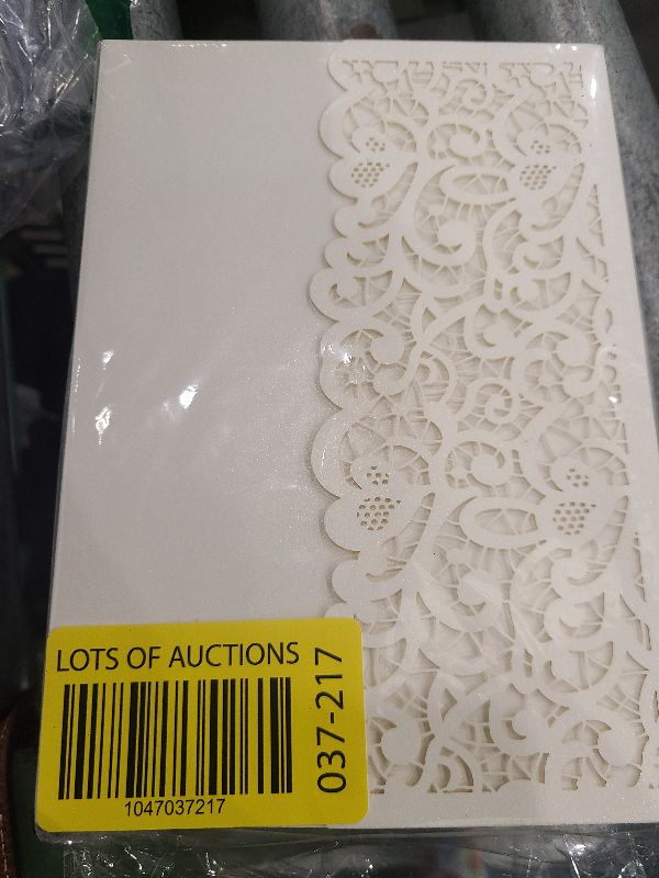 Photo 1 of 25pcs 5"x7.28" Ivory Vintage Tri Fold Wedding Invitations Cards pocket Pearl Paper Laser Cut Hollow Carving Greeting invites Covers only no envelope no insert
