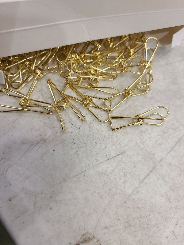 Photo 1 of 100 Pcs Paper Clips Metal Wire Hollow Out Clips Multi Purpose Utility Clips Invoice Bill Paper Clips Stainless Steel Hanging Clothes Pins for School Kitchen Outdoor Office (Gold,Small)