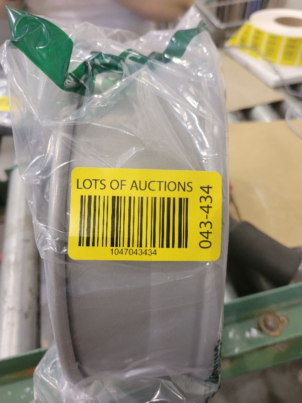 Photo 1 of 9.5" Non-stick Spring Form Pan