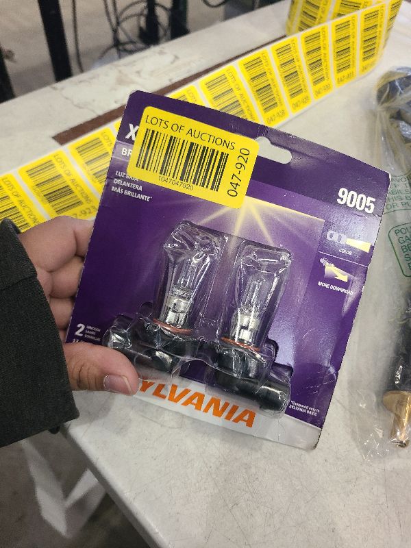 Photo 1 of SYLVANIA - 9005 XtraVision Halogen Headlight Bulb - High-Performance Car Headlight - Halogen Light with No Glare - For Automotive - 2 Bulbs