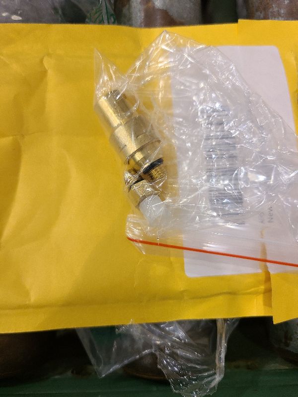 Photo 1 of AIRSUSFAT 1 PCS Air Suspension Risidual Pressure Valve with Front Air Suspension Shock Repair Kit for Audi A8 D3 Quattro VW Bentley VW Phaeton,3D0616040D,3D0616040L,4E0616039,3D0616040AD
