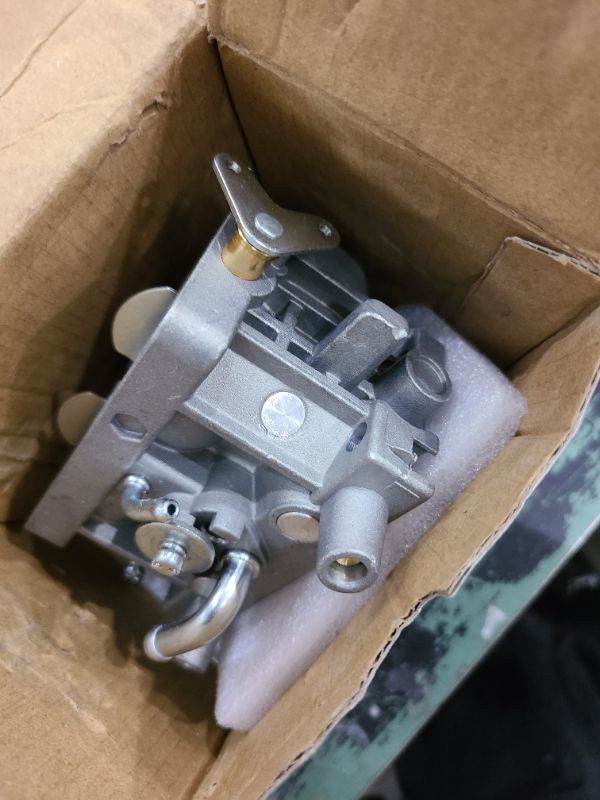 Photo 1 of 16100-Z9E-033 Carburetor Compatible with Honda GX630 GX690 V Twin Cylnder Engines for Predator 670,Repalce#16100-Z9E-023 Mowers