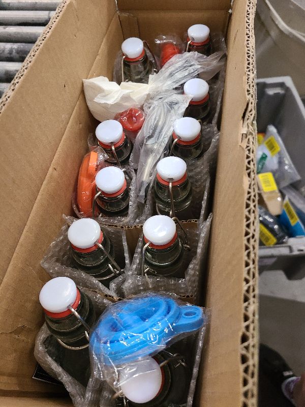 Photo 1 of 11 Pack 8.5oz Flip Top Glass Bottles, Swing Top Beer Brewing Bottle for 2nd Fermentation, Kombucha, Kefir, Vanilla Extract, Coquito, Juice, Tea - Airtight Stopper Cap Lid, Bonus 4 Bottle Pourers