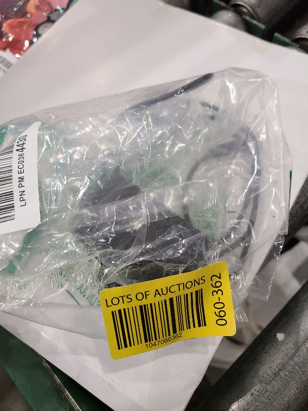 Photo 1 of 12V 1.5A Switching Power Supply AC Adapter 100-240V 50-60Hz AC to DC Converter 12V 1.5A Power Adapter with 5.5 x 2.5mm / 2.1mm Plug