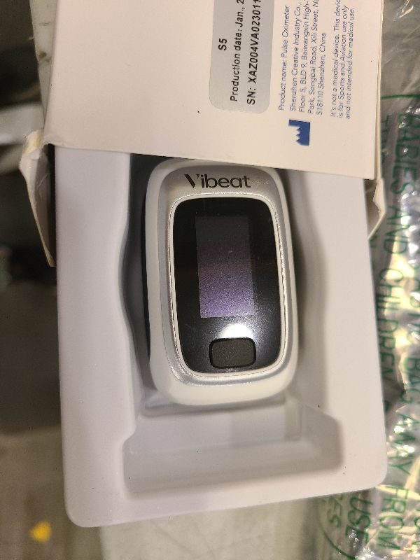 Photo 1 of Vibeat Fingertip Pulse Oximeter, Blood Oxygen Saturation Monitor| O2 Meter, Portable SPO2 & Pulse Rate Monitor, Batteries and Lanyard Included