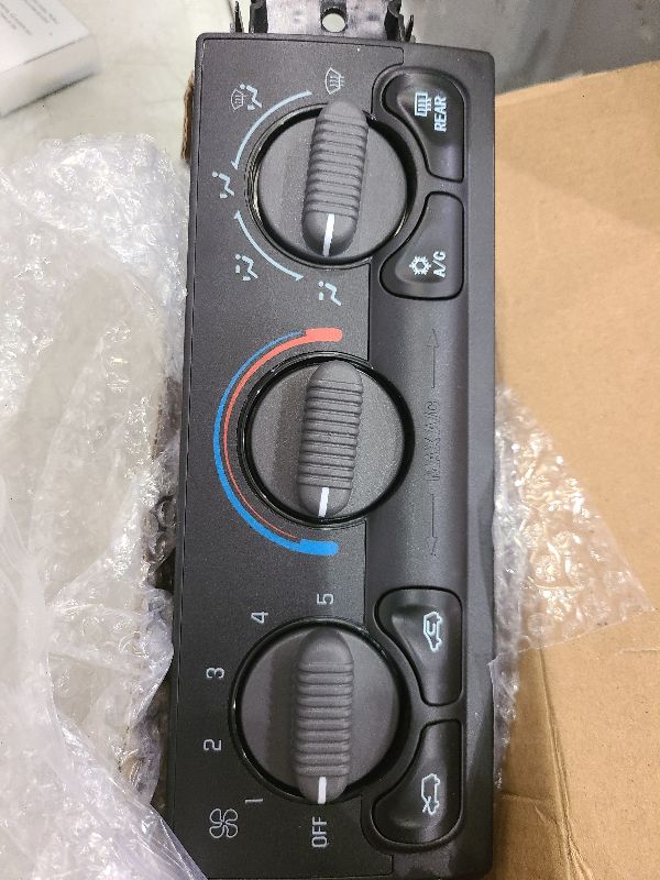 Photo 1 of 599-218 Front Climate Control Module Heater A/C Air Conditioning Panel Unit, Compatible With 1999-2002 Chevy Tahoe Silverado Suburban Avalanche 1500 2500 3500 HD, GMC Yukon XL Sierra 1500 2500 3500 HD