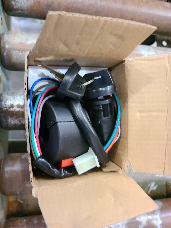 Photo 1 of 3 Function Left Starter Switch+4 Wires Ignition Switch Key with Cap Assembly for 50cc 70 cc 90cc 110 cc 125cc 150cc TaoTao SUNL Coolster Chinese ATV Quad 4 Wheeler Apollo Dirt Bike Scooter Parts