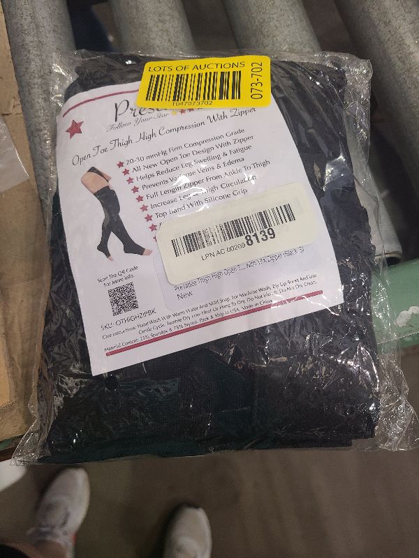 Photo 1 of  Open Toe 20-30 mmHg Firm Compression Leg with YKK Zipper (Black, 1)