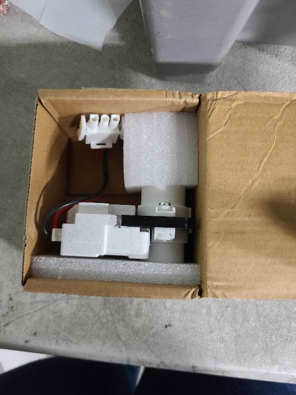 Photo 1 of 242077702 Refrigerator Evaporator Fan Motor Replacement for 242077705 PS12728811 FDQC18EL4F 5304514392 A03788604 242077701 242219201 AP6892595 Compatible with Fri gidaire Ken More Refrigerators