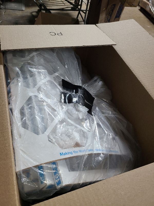 Photo 1 of Aerostar 16x20x1 MERV 6 Pleated Air Filter, AC Furnace Air Filter, 6 Pack (Actual size 15 3/4"x 19 3/4" x 3/4")