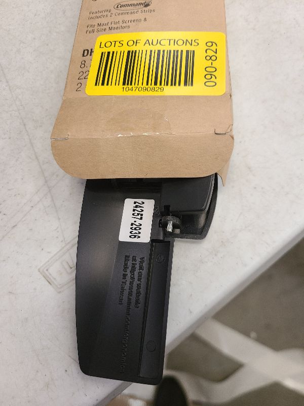 Photo 1 of 3M Monitor Mount Document Clip Copy Clip, Mounts Right or Left with Command™ Adhesive, Use on Monitors and Laptops for Easy Viewing and Reduced Clutter, Holds up to 30 Sheets, Black (DH240MB)