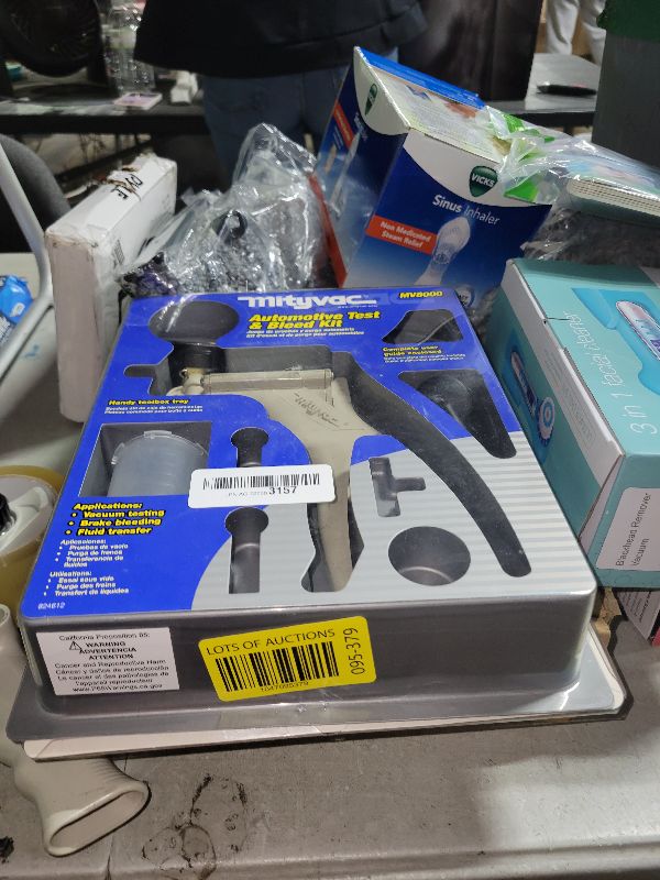 Photo 1 of Mityvac MV8000 Automotive Tune-up and Brake Bleeder Kit, Selectline Hand Pump (MV8010), One Finger Vacuum Release, Ergonomic Design, Gearless Diaphragm Gauge, 4.5oz Fluid Reservoir, 4 Tapered Adapters