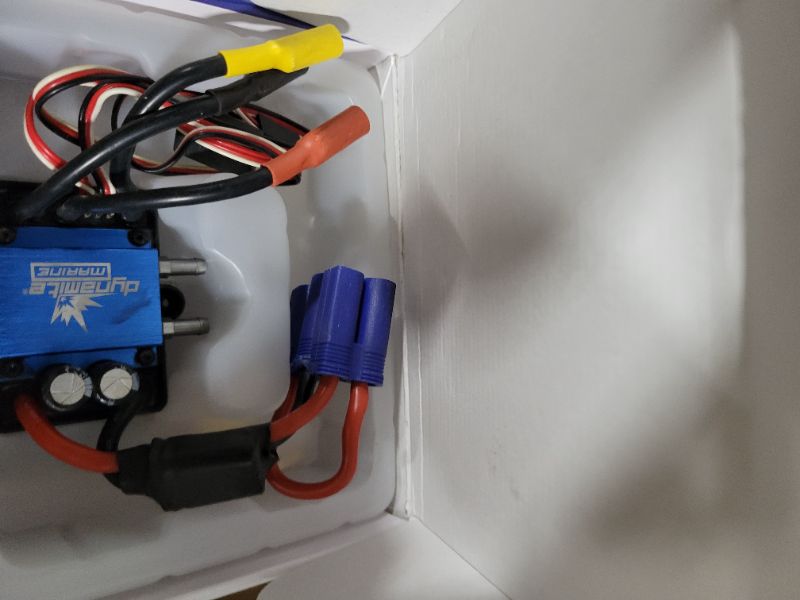 Photo 1 of Dynamite 120A Brushless Marine ESC 2-6S Dual Connector DYNM3875 Replacement Boat Parts