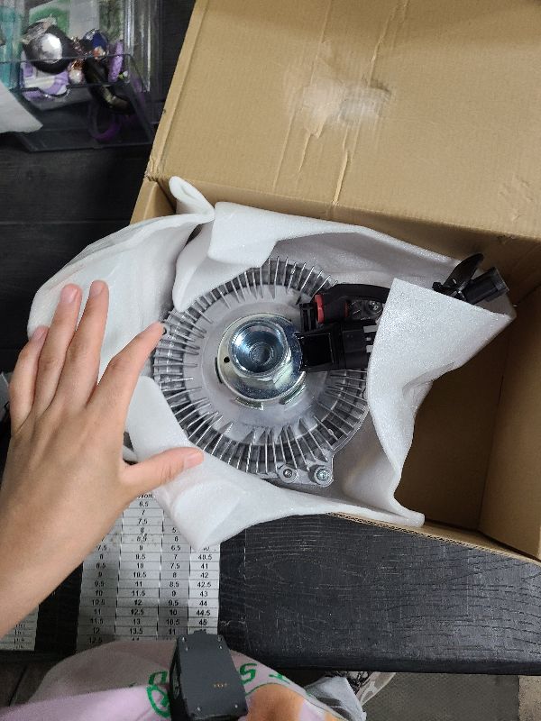 Photo 1 of 52014729AC Radiator Cooling Fan Clutch 6.7 for Dodge 2013-2018 Ram 2500 3500 4500 5000 for Cummins 6.7L L6 Electronic Fan Clutch 52014729AB 52014729AA