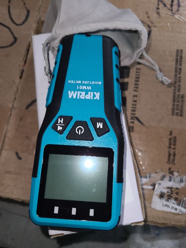 Photo 1 of Kiprim Pinless Moisture Meter Home Moisture Level Tester Damp Meter for Floor,Wood, Walls, Concrete – Accurate Non-Destructive Testing Moisture Meter WM01