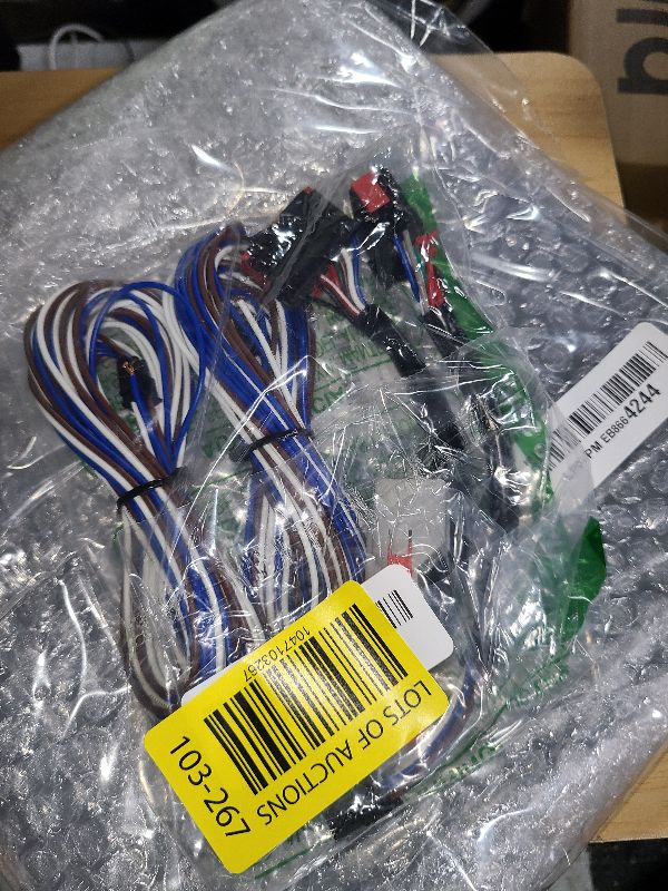 Photo 1 of 2 Pcs Tow Mirrors Adapter Harness, Conversion Harness Adapter Wiring Connector 8 pin to 22 pin Tow Mirrors for 2015-2018 Ford F150