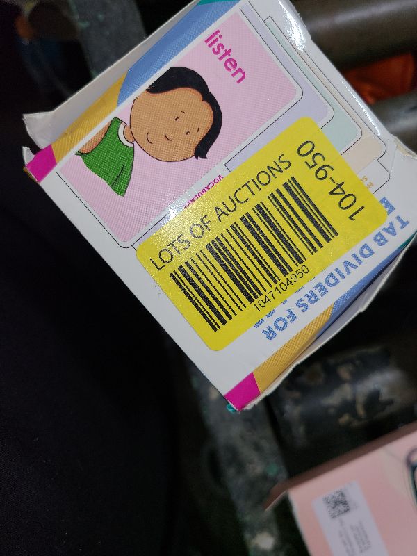 Photo 1 of Carson Dellosa 216 American Sign Language Flash Cards for Kids, Sight Words and Vocabulary ASL Flashcards for Toddlers Ages 3 and Up with Signing Illustrations